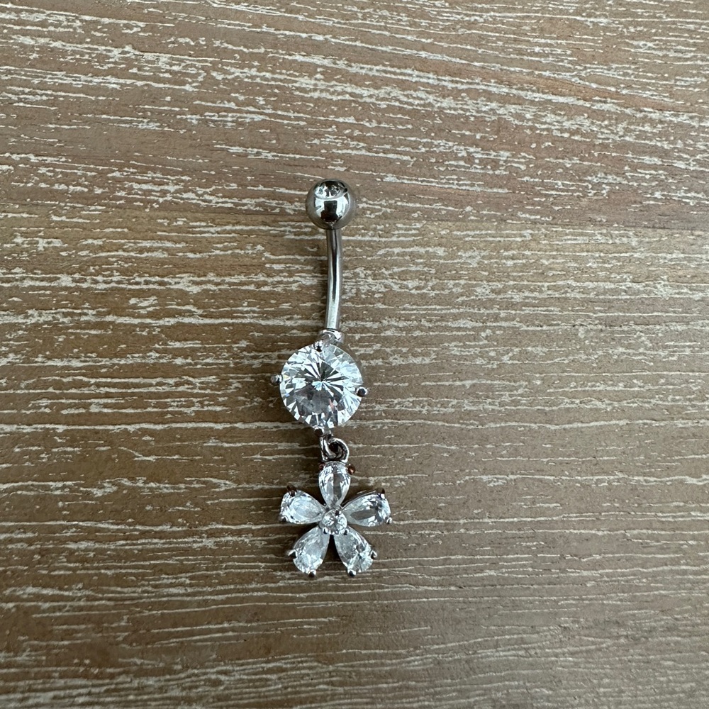 Jewelled belly ring